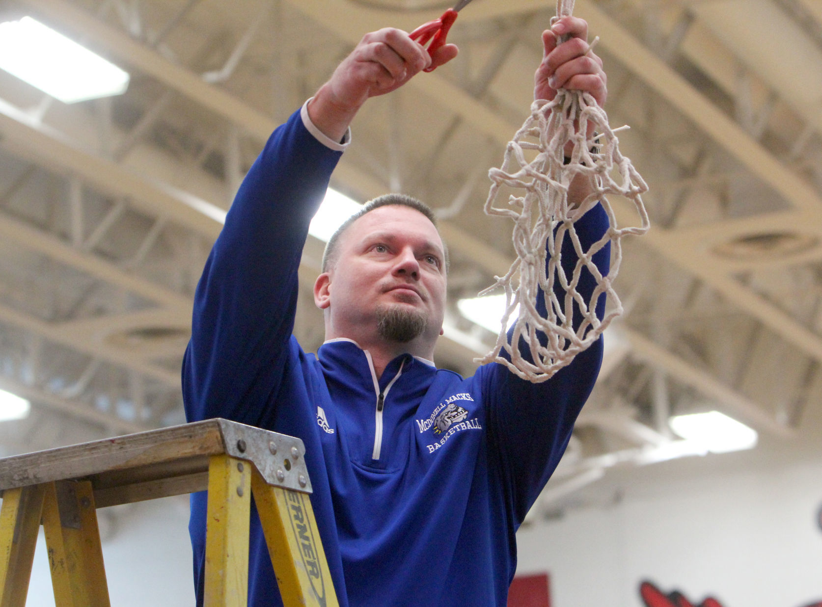 McDonell boys basketball vs Luck at Chi-Hi 3-9-19